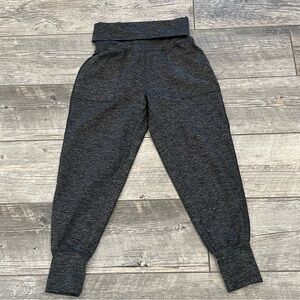 Offline by Aerie women's fold over jogger flowy‎ gray size xs short soft pants